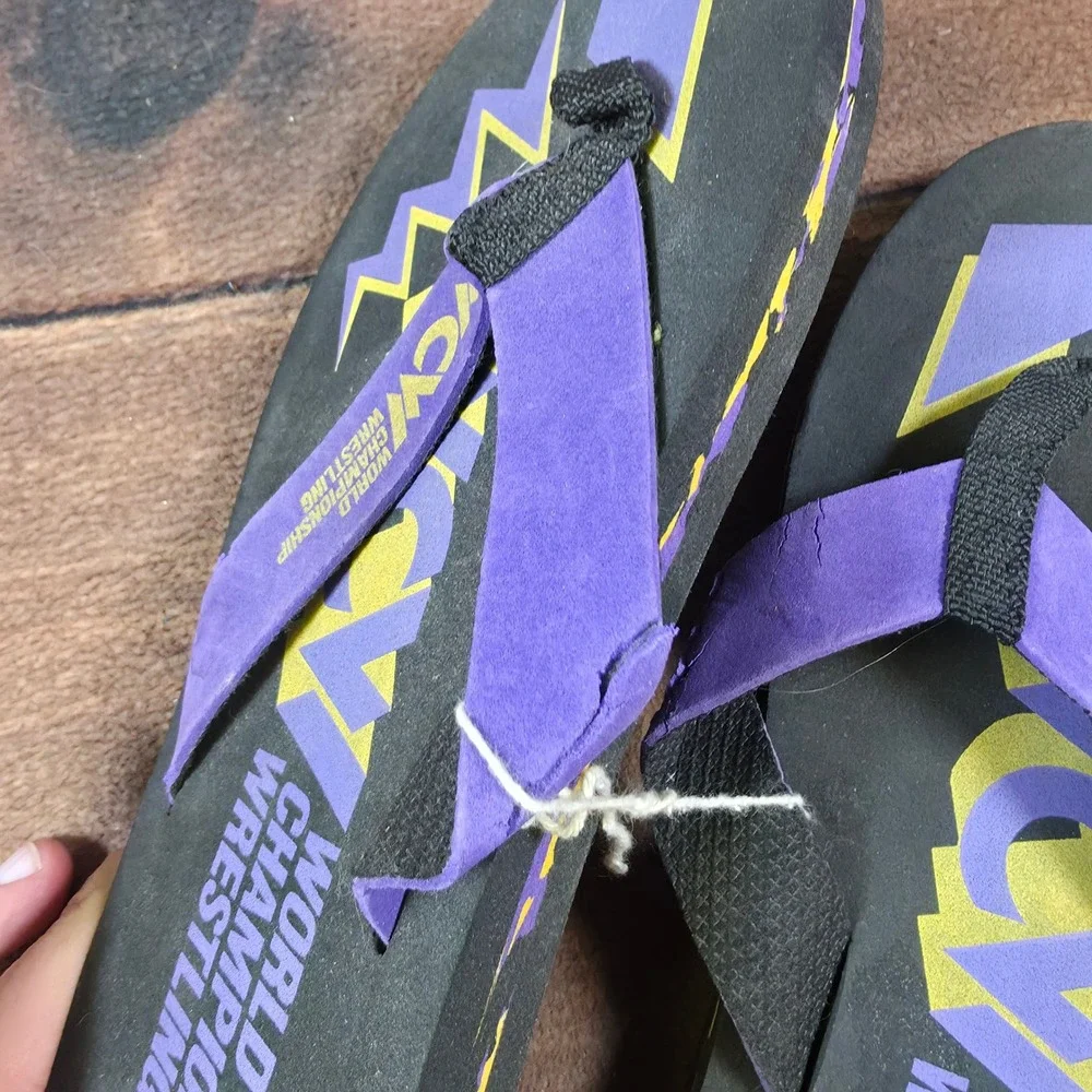 WCW Flip Flops Mens OS Black Good Vintage World Championship Wrestling Logo